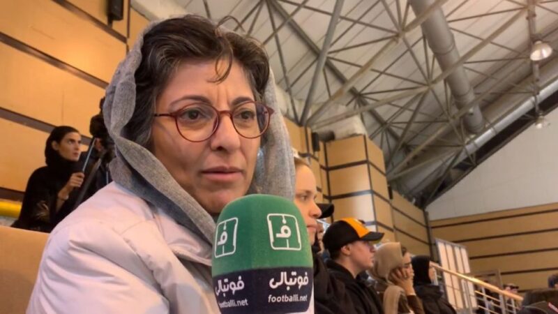 شهرزاد مظفر حین تماشای بازی استقلال و پالایش نفت آبادان چه گفت؟ واکنش جنجالی سرمربی تیم ملی فوتسال بانوان