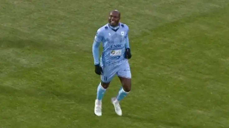 رنه بوبو با گل تماشایی، چادرملو اردکان را به صدر نبرد استقلال خوزستان رساند!