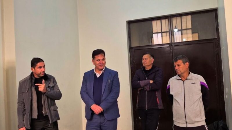 وحید هاشمیان پس از پرسپولیس دوباره به مستطیل سبز بازگشت!