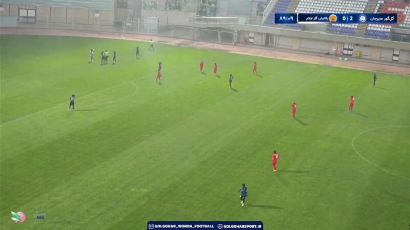 باد و باران شدید، دیدار حساس زنان گل‌گهر سیرجان و پالایش گاز ایلام را متوقف کرد!