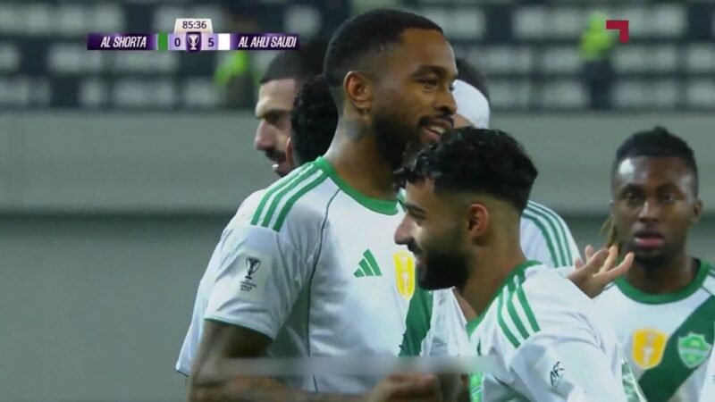 الجوهانی با گل پنجم، الشرطه را در هم کوبید؛ واکنش تماشاگران به بازی تاریخی الاهلی!