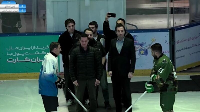 اوسمار ویرا؛ مردی که با شروع مسابقه لیگ هاکی روی یخ همه را شگفت‌زده کرد!