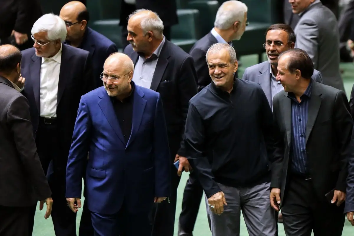 آیا نبودن دولت و مجلس، اوضاع کشور را فاجعه‌بارتر می‌کند؟ پرسشی که جامعه را به تردید واداشته است!