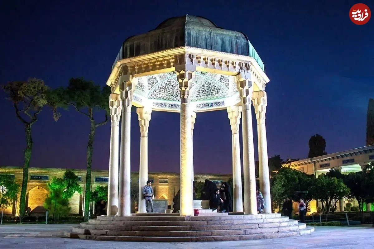 عکس| سفر در زمان ؛ تغییر چهرۀ «فرانک» بازیگر سینمای قبل انقلاب در ۷۵ سالگی/ خانم بازیگر در کنار همسرش اصلا قابل شناسایی نیست