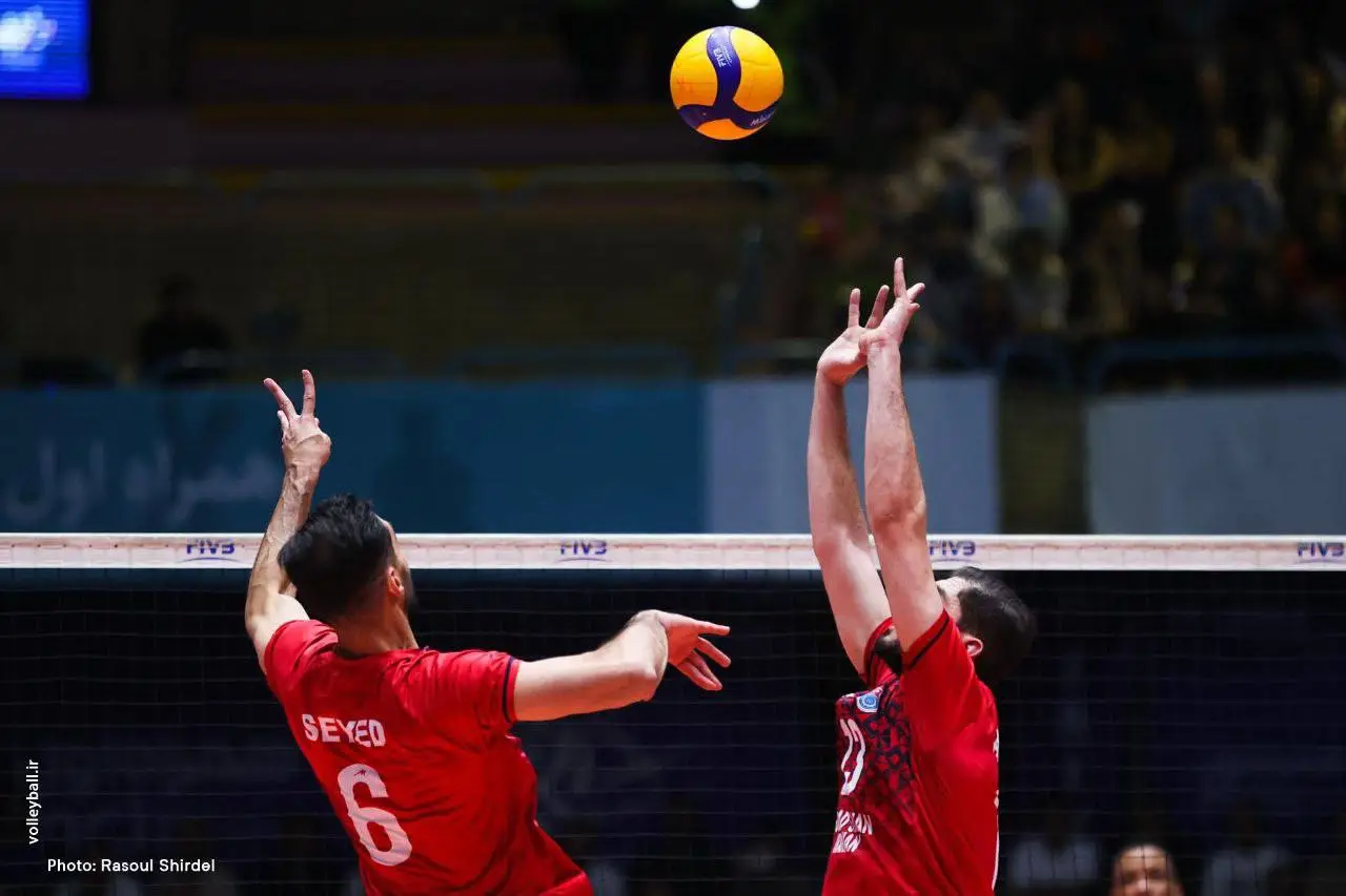 قطار لیگ برتر والیبال در ایستگاه شماره ١٠