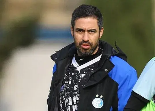 خسرو حیدری فاش کرد: خارجی‌های استقلال چطور برای تیم سر می‌دهند؟