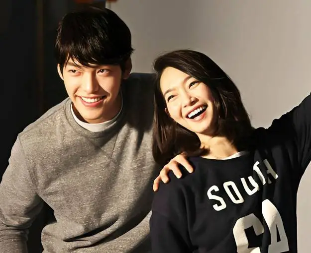 سفر به دهه ۴۰ با عکس نایاب «گوگوش» در عروسی والدین «رزیتا غفاری»!