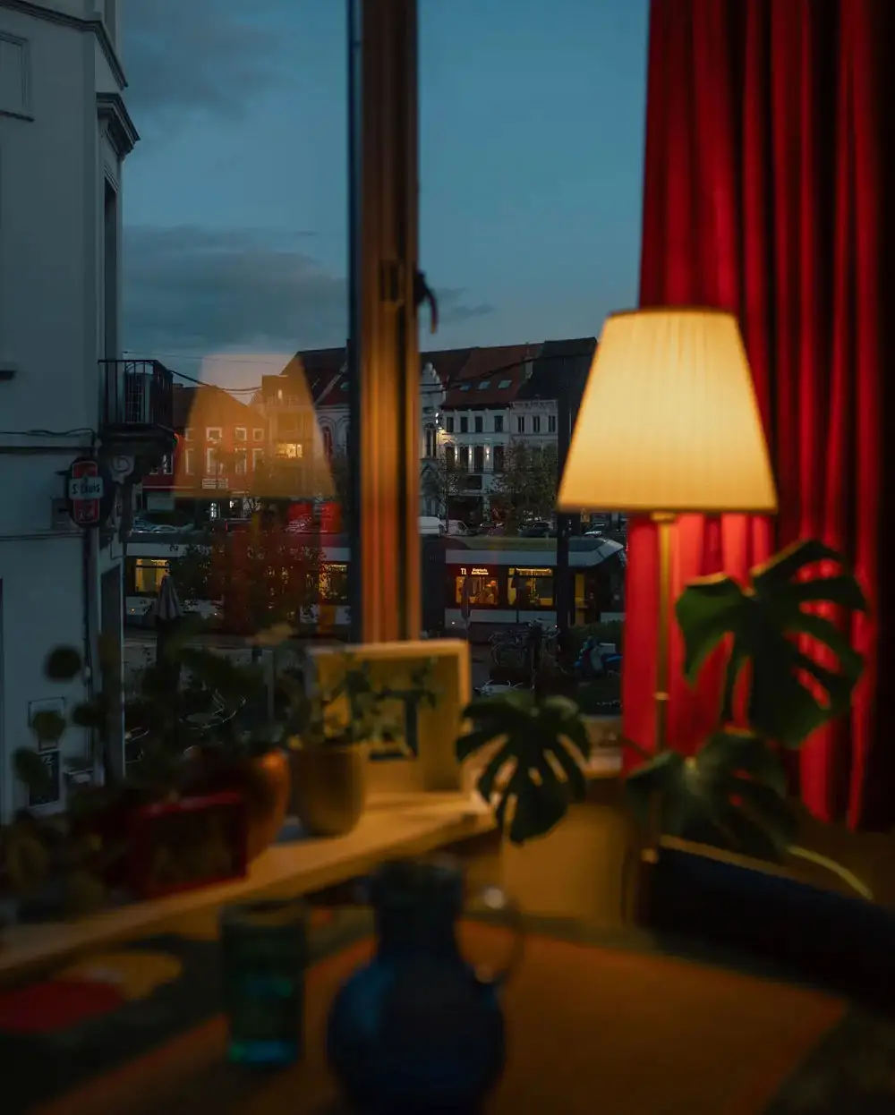 سفر به سال 66 با عکس دیده‌نشده کامران ملک مطیعی در جبهه‌های جنگ!