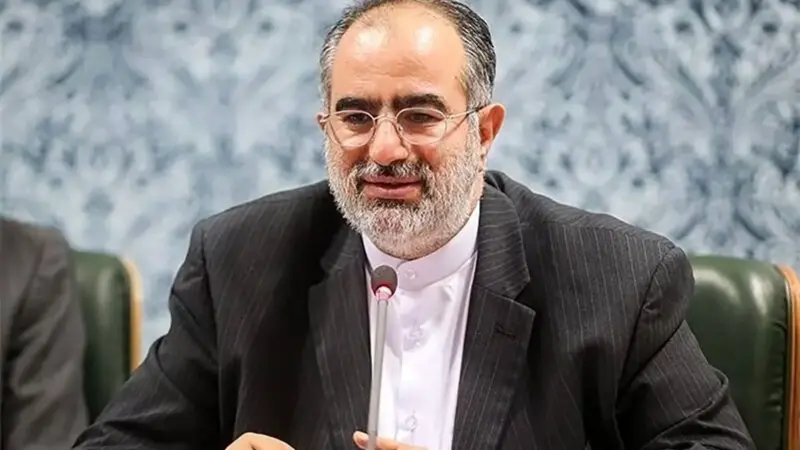 راز تصمیم‌گیری‌های پشت پرده؛ وقتی تصمیم‌سازان پیامک‌ها را نمی‌خوانند و فقط گزارش‌های موفقیت را می‌پذیرند!