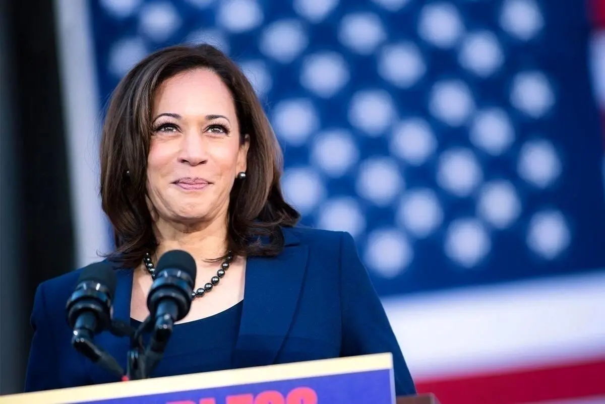 کامالا هریس با اقدامات جدیدش، شایعه حضور در انتخابات ۲۰۲۸ را داغ‌تر کرد - وب‌گردی