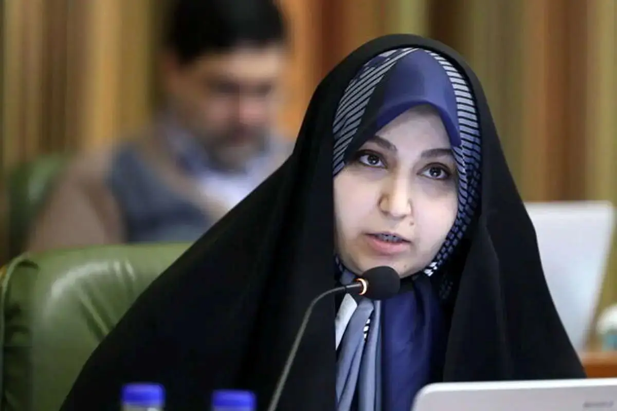 نرجس سلیمانی به لغو مراسم سالگرد شهید سلیمانی در ۱۳ دی واکنش تند نشان داد - وب‌گردی