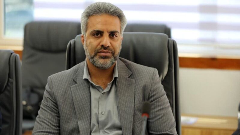 خودسوزی ناگهانی مرد شاکی در دادسرای کهنوج؛ نجات معجزه‌آسا توسط کارکنان