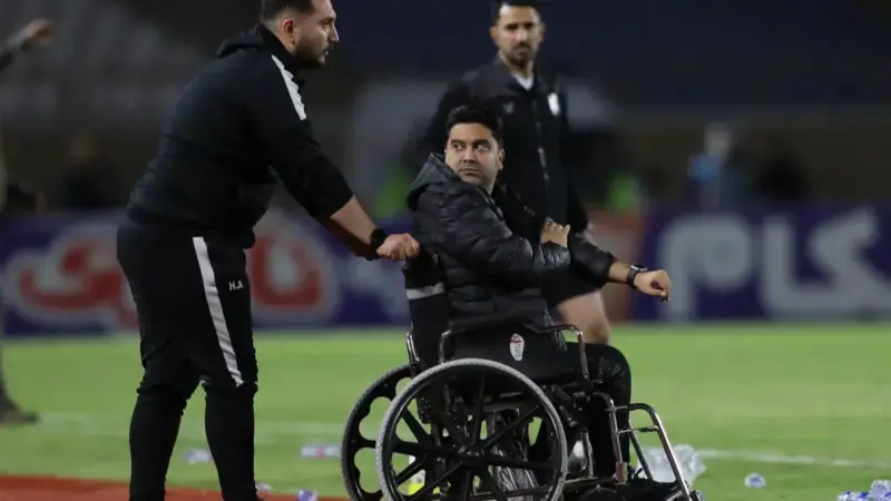 پیروزی چهارم متوالی اخباری مقابل پیروز؛ نبرد مربیان جوان فوتبال ایران به کدام سو می‌چرخد؟