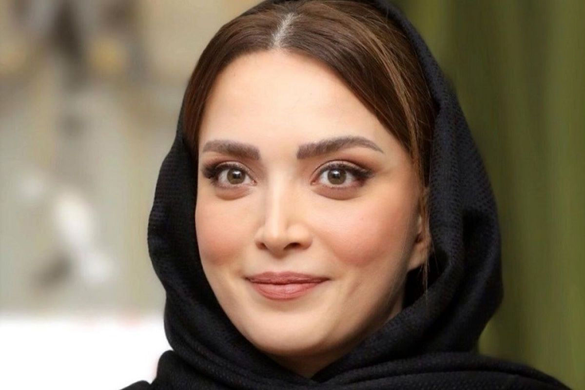 بهنوش طباطبایی با لبخندی متفاوت کنار یک شتر؛ راز شادی بازیگر محبوب چیست؟