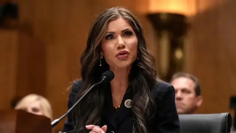 آمریکا در آستانه افزایش ممنوعیت سفر برای بیش از ۳۰ کشور؛ چه کشورهایی در لیست جدید قرار می‌گیرند؟