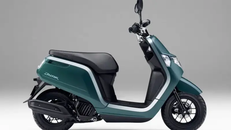 آیا برای رانندگی با موتورسیکلت‌های برقی حتماً گواهینامه لازم است؟ پلیس تهران پاسخ داد!