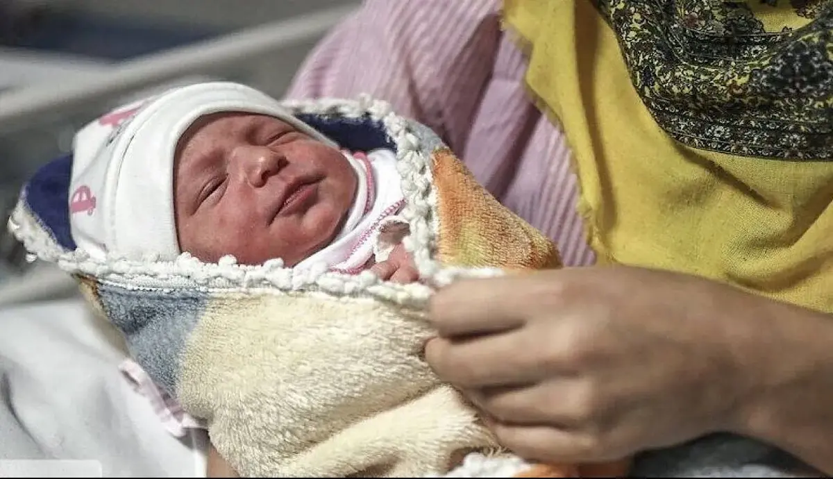 دولت با «کارت امید» به جنگ گرانی پوشک می‌رود؛ حمایت ویژه از مادران از اول ۱۴۰۵ آغاز می‌شود