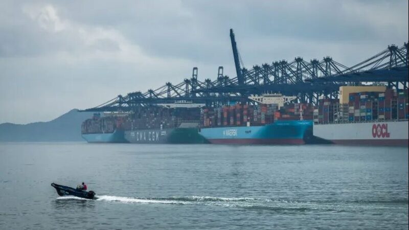 واکنش شدید آمریکا: توقیف محموله نظامی چینی در مسیر ایران در آب‌های آزاد!