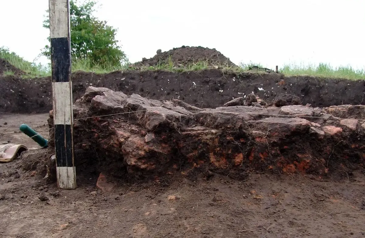 کشف شگفت‌انگیز گاوی کوچک ۶۰۰۰ ساله در دل اوکراین؛ رازهای پنهان تمدن تریپیلیا فاش شد!