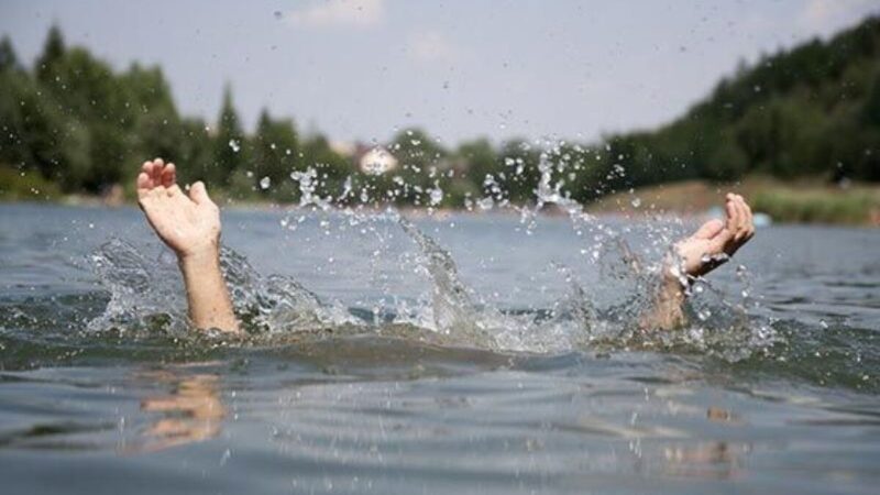 نجات‌غریق غم‌انگیز در زرند؛ ۳ کودک در استخر کشاورزی غرق شدند!