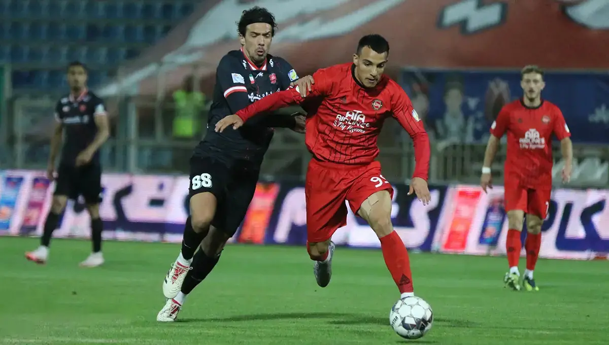 سردرگمی بزرگ پیش از نبرد حساس جام حذفی؛ محل دیدار تراکتور و پرسپولیس همچنان در هاله‌ای از ابهام - وب‌گردی