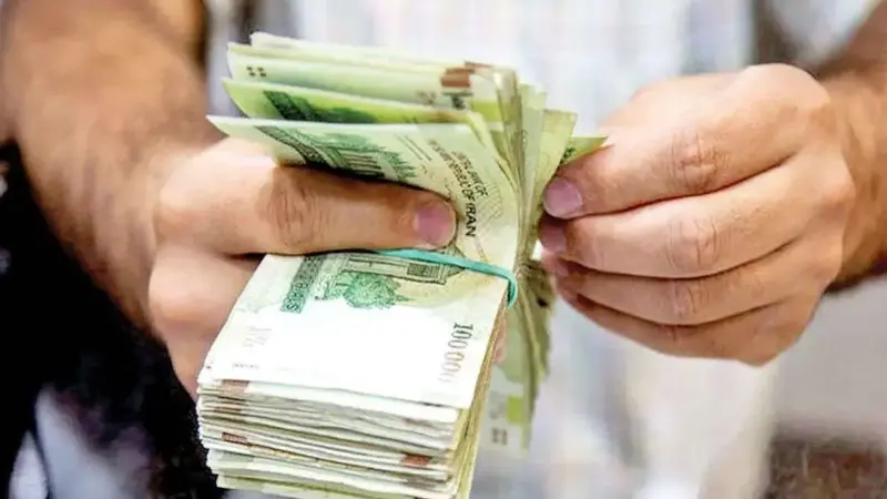 ۱۵ سال پس از تحریم‌ها؛ تورم و فقر چگونه زندگی ایرانی‌ها را زیر فشار گذاشت؟