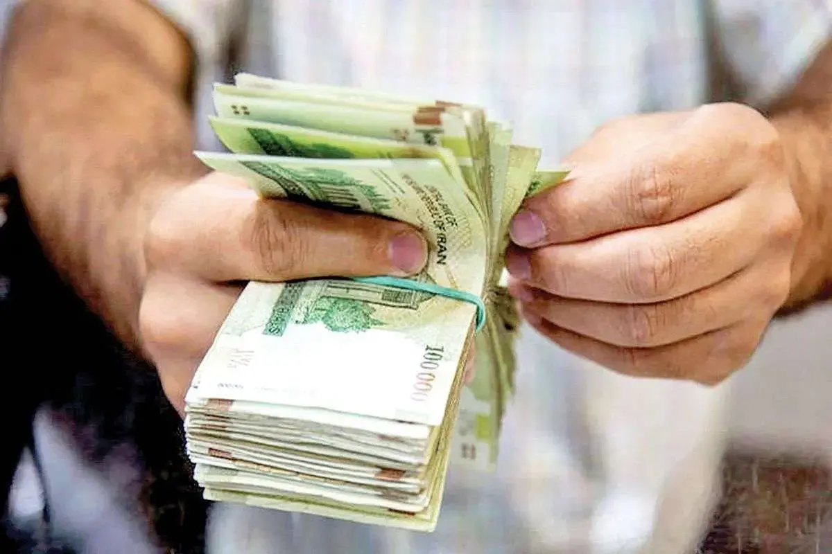 ۱۵ سال پس از تحریم‌ها؛ تورم و فقر چگونه زندگی ایرانی‌ها را زیر فشار گذاشت؟