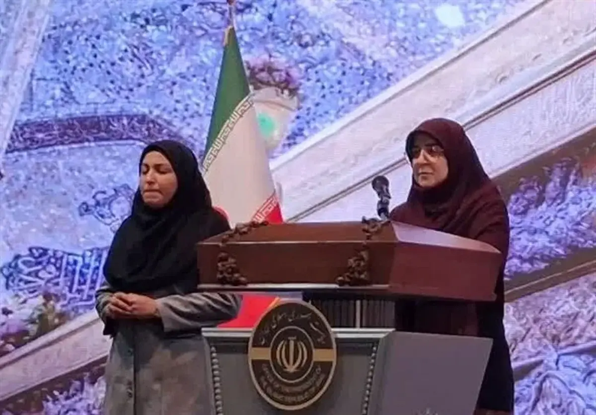 مهاجرانی: شایعات استعفا وزرا را قاطعانه رد کردم؛ پیشرفت‌های صنعتی ایران چشمگیر است!