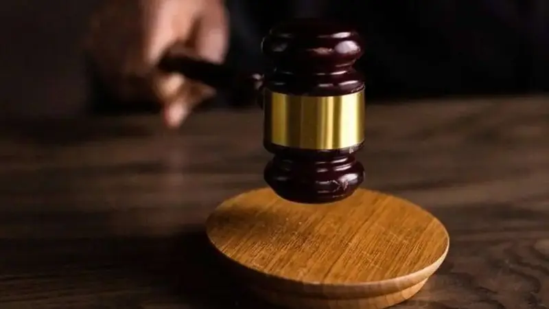 محکومیت جنجالی دو خبرنگار لرستانی به حبس و تبعید؛ واکنش نماینده به حکم سنگین علیه منتقدان استاندار