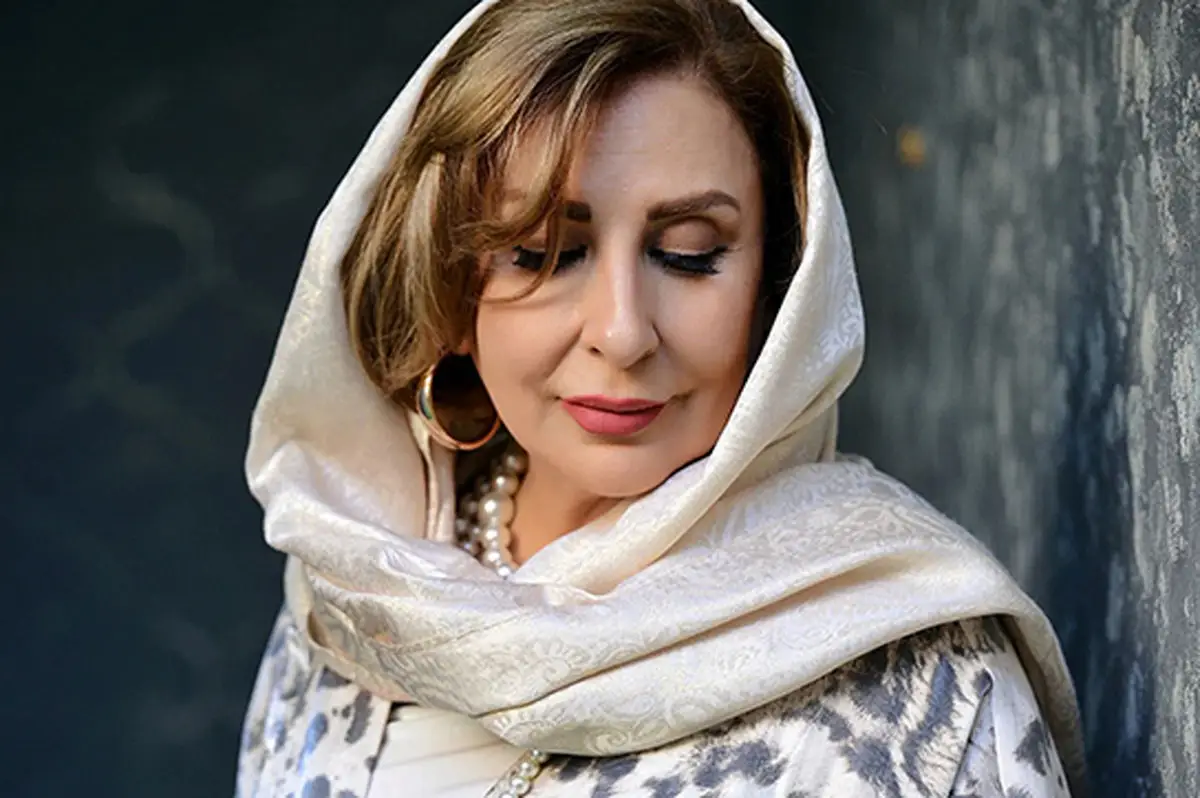 مرجانه گلچین با استایل جسورانه و اکسسوری‌های خاصش همه نگاه‌ها را به خود خیره کرد!