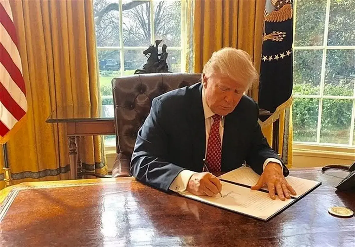 ترامپ بودجه نجومی ۹۰۱ میلیارد دلاری نظامی آمریکا را رسماً امضا کرد!