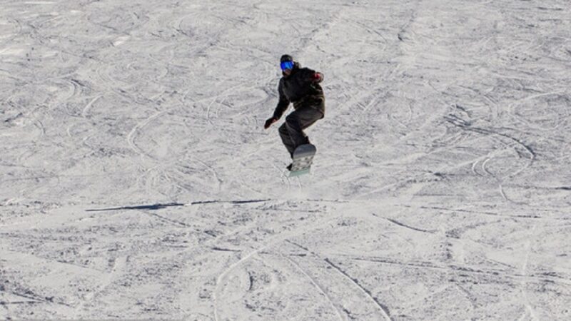 بازگشایی هیجان‌انگیز پیست اسکی توچال پس از بارش برف سنگین در تهران!