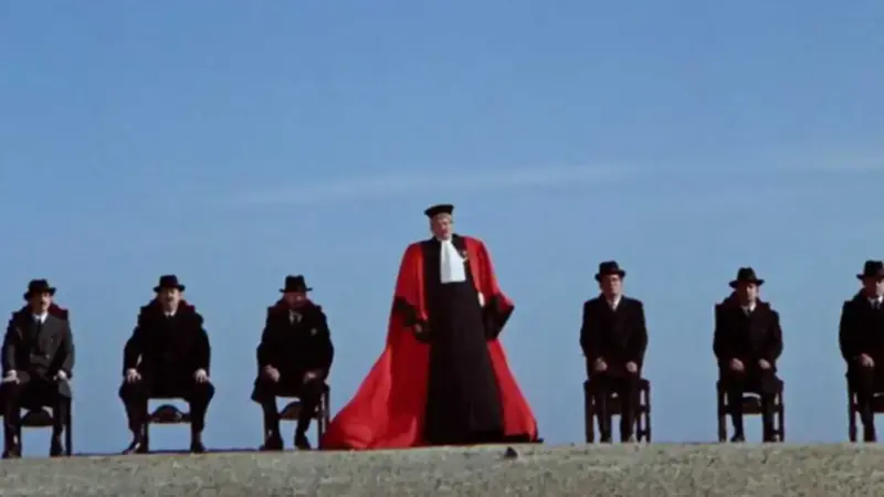 جرم نابخشودنی «اتلاف عمر» در فیلم پاپیون؛ درس‌های طلایی مدیریت که نمی‌دانستید!