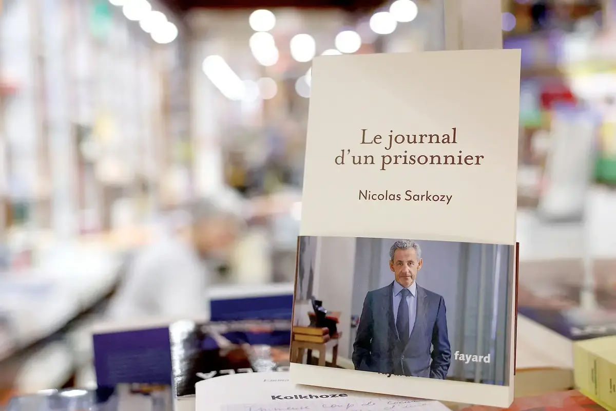 ۲۰ روز پشت میله‌های زندان؛ خاطرات ناگفته سارکوزی که همه را شوکه کرد!