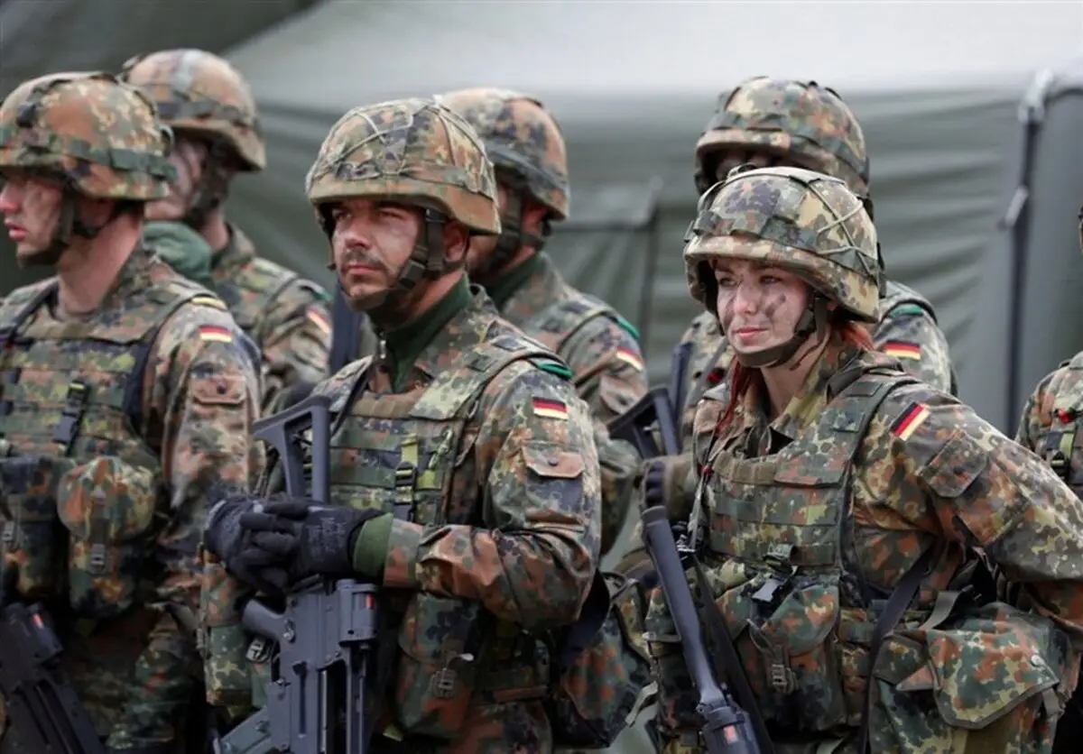 آلمان طرح جدید خدمت سربازی را از ژانویه اجرایی می‌کند؛ جوانان آماده پاسخگویی باشند!