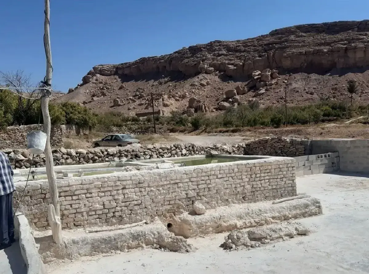 روستای بورق یزد؛ معدن طبیعی سفیدآب که پوست را جادو می‌کند!