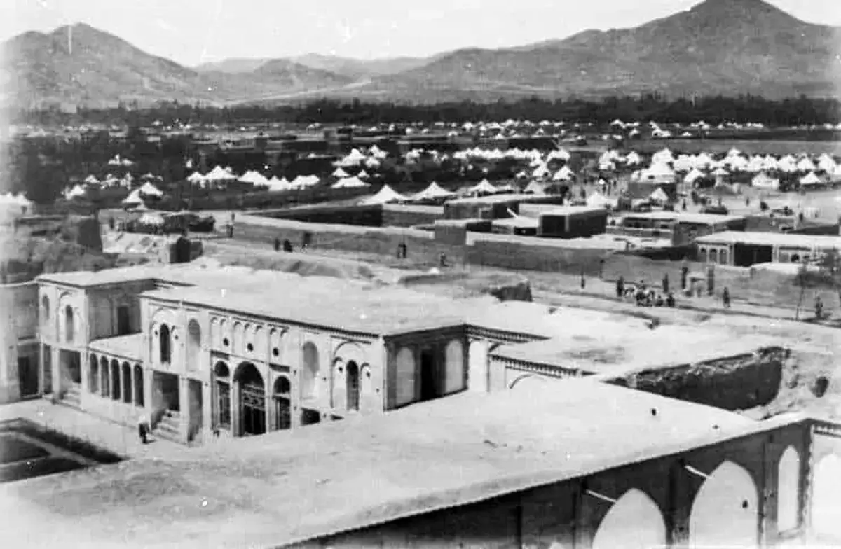 نگاهی به چهره‌های کلانتر و داروغه اراک در ۱۳۰ سال پیش؛ تصویری که تاریخ را زنده می‌کند