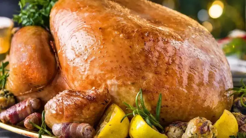 بحران بوقلمون کریسمس در انگلیس؛ رکورد کمیابی که فروشگاه‌ها را به خرید اروپایی واداشت!