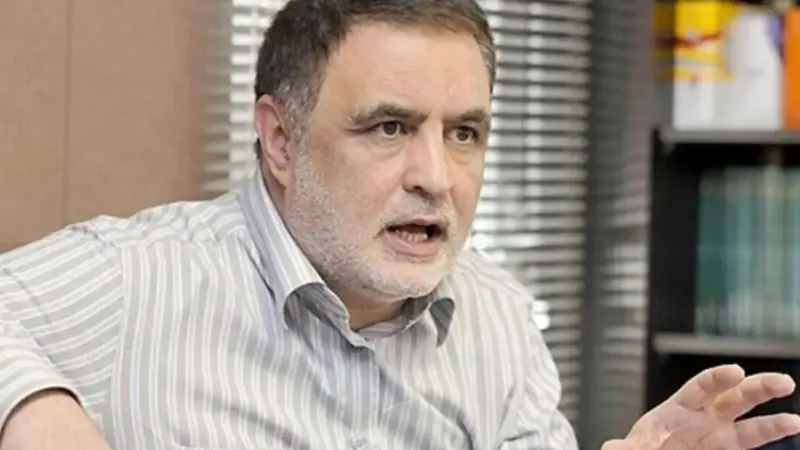 ناصر ایمانی هشدار داد: دولت پزشکیان در باتلاق مشکلات گیر کرده است! آیا تغییر وزرا راه نجات است؟