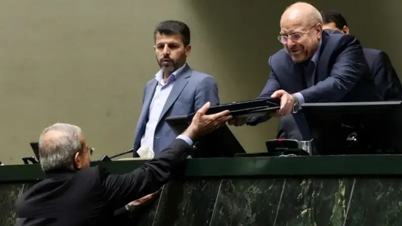 رئیس جمهور امروز لایحه بودجه ۱۴۰۵ را به مجلس تقدیم می‌کند؛ چه تغییراتی در راه است؟