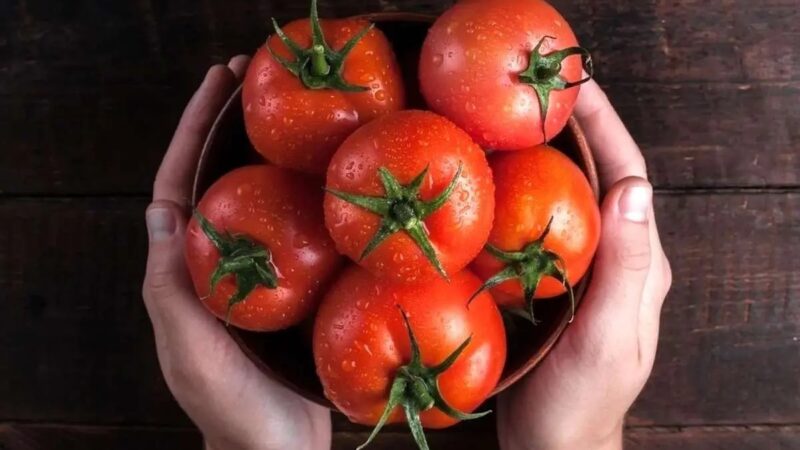 کشف شگفت‌انگیز: لیکوپن قرمز چگونه سکته مغزی را نصف می‌کند؟