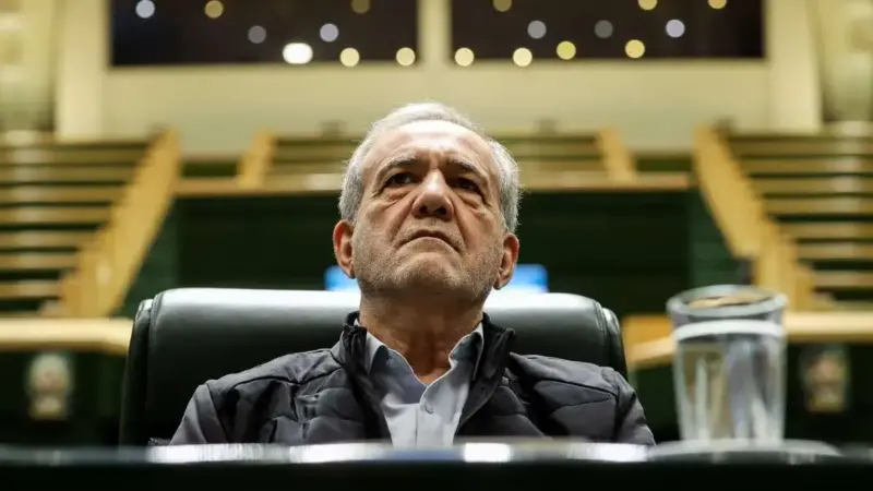 شروع جنجال در مجلس؛ سوال از مسعود پزشکیان کلید خورد!