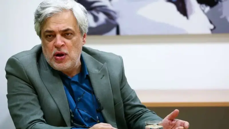 مهاجری با سند به خاندوزی تاخت: قیمت دلار در دولت رئیسی چقدر بود؟