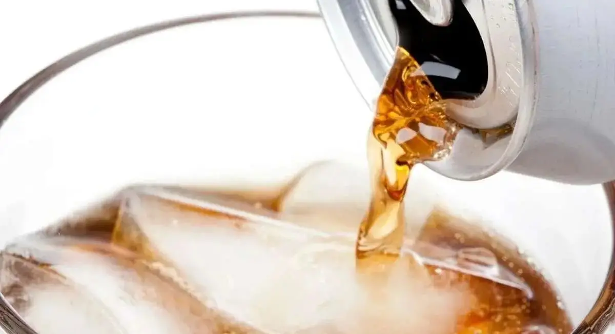 فروکتوز در میوه و نوشابه چگونه سیستم ایمنی را به خطر می‌اندازد؟