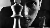 بابی فیشر؛ نابغه شطرنج که قهرمان شد اما در دل تاریکی غرق شد