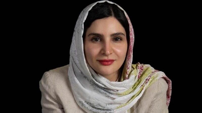 افشاگری نورا هاشمی درباره جراحی بینی؛ اصرار پدرم مرا متقاعد کرد!