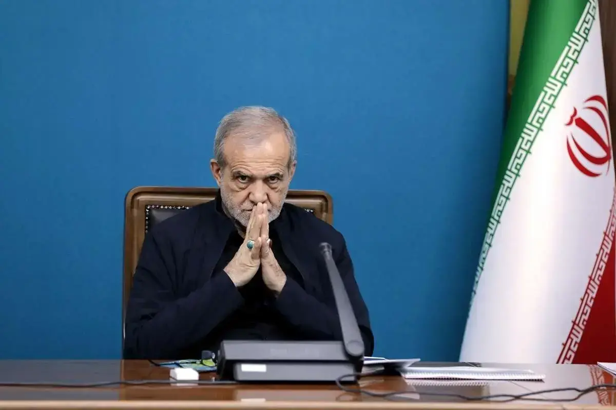 علی قنبری، اقتصاددان: آقای پزشکیان موضوع این نیست که پول از کجا بیاوریم، این است که کجا هزینه می‌شود؟!