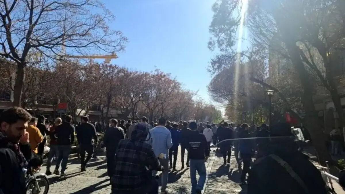 اعتراض بازاریان به نوسانات شدید ارزی