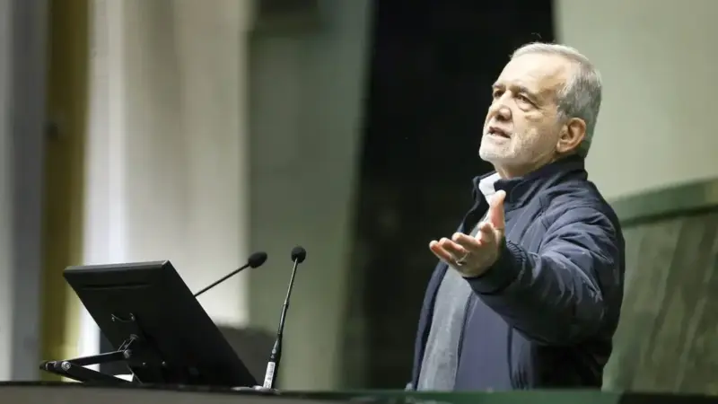 روزنامه هم میهن: مجلس می گوید دولت برای کسری بودجه، قرض بگیرد/ پزشکیان باید مشکل اصلی را حل کند که تحریم است