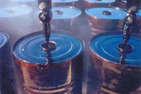 تخصیص ۸ هزار تن قیر رایگان برای نجات بافت‌های فرسوده زنجان؛ شهرداری‌ها آماده تحول شهری شدند!